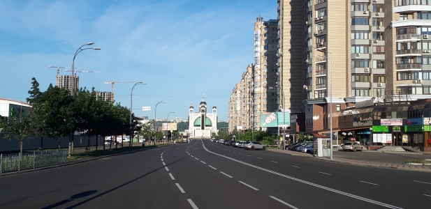 Kiev Ukraine Boulevard « Nikolsko Slobidskoj »